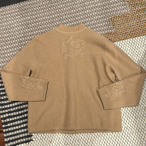 Vintage Talbot 100% wool buttoned front sweater. Size S - Picture 4 of 13